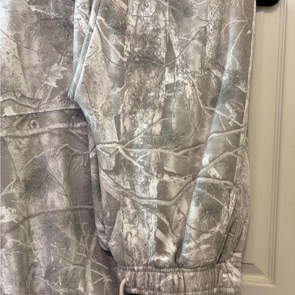 Abercrombie & Fitch Gray Patterned Joggers